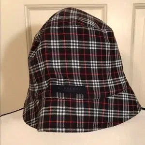 Burberry | Accessories | Nwot Burberry Bucket Reversible Hat  display picture 1